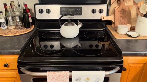 Appliance Frigidaire Electric Range FEFL79JBA My Repair & Advice After I came from from work, my wife told me about the problem. . Frigidaire f10 code